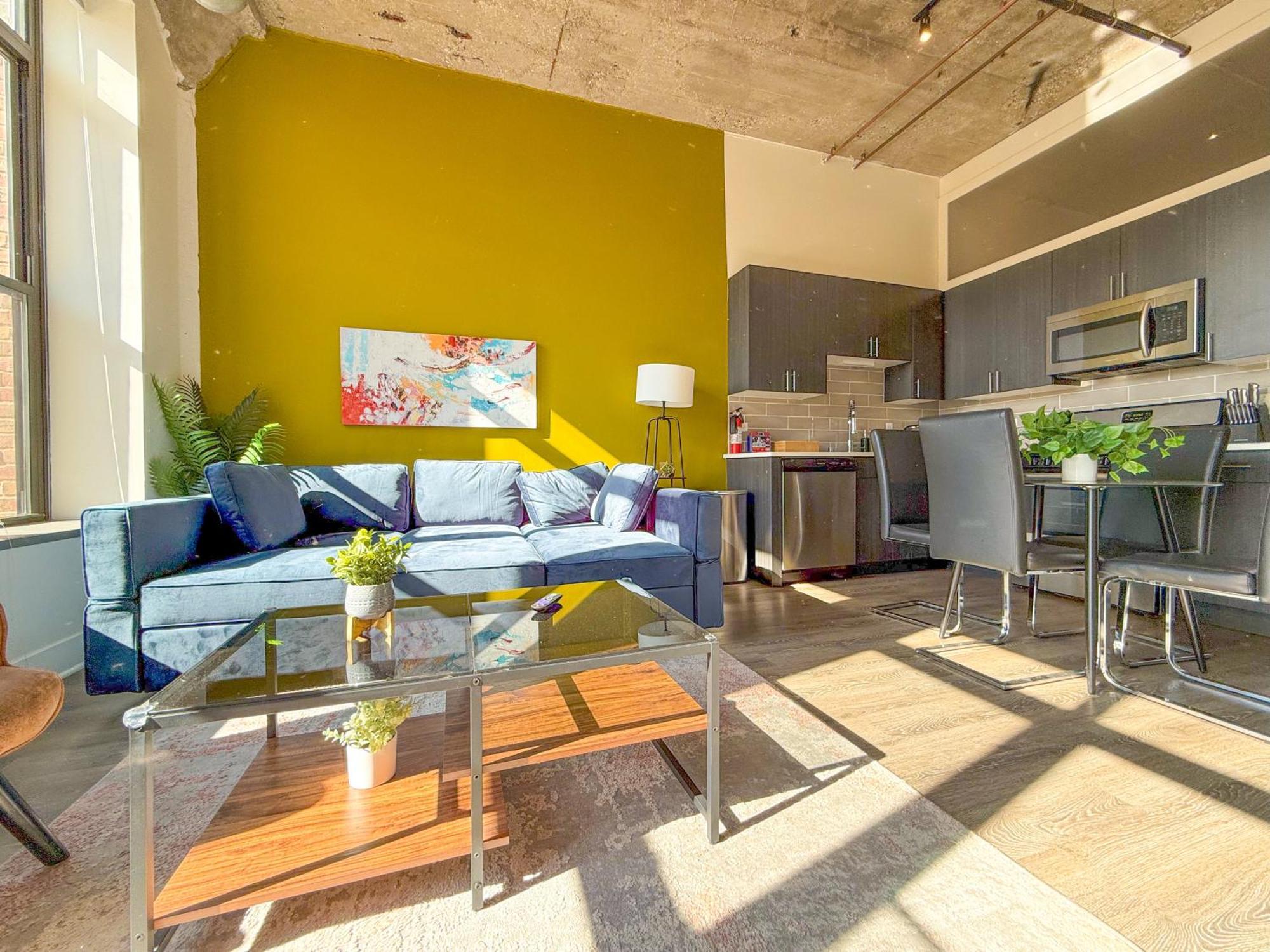 Mccormick Place 2Br Stylish Suite With Optional Parking And Gym For Up To 8 Guests Near Soldier Field And Grant Park ชิคาโก ภายนอก รูปภาพ